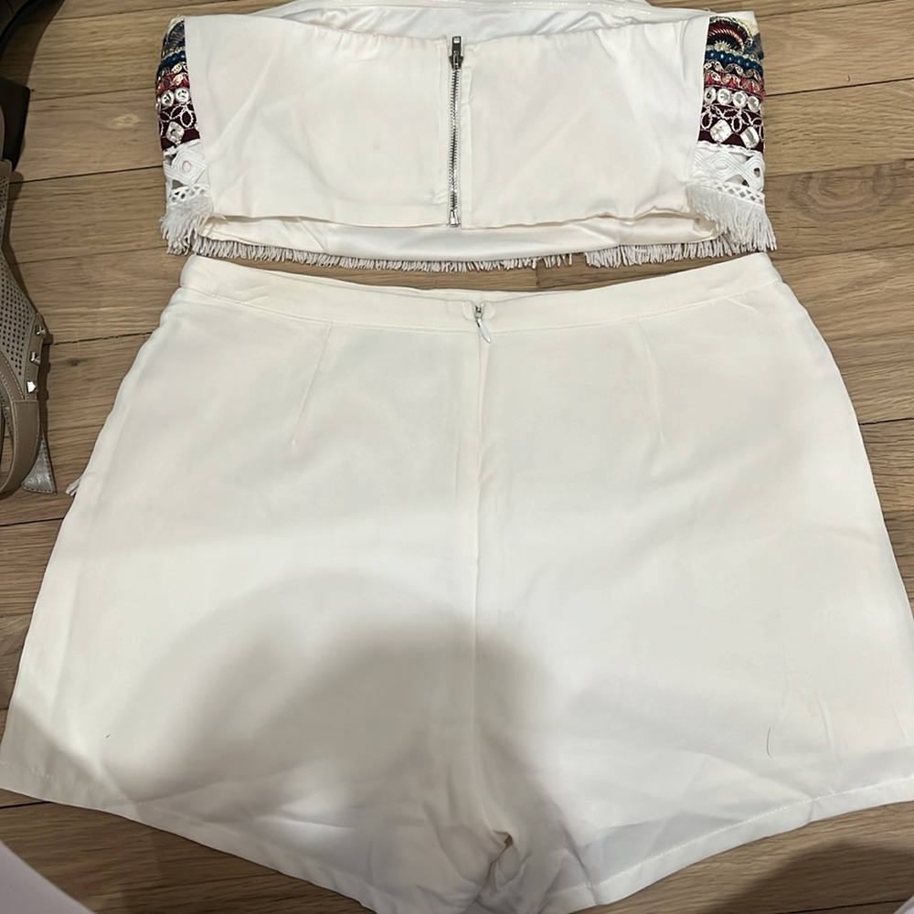 Blithe LA White Two-Piece Embroidered Set - Picture 4 of 8